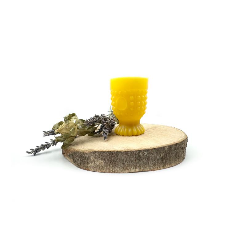 Dekorativer Kelch aus 100 % Bienenwachs – Handgegossen & Naturbelassen